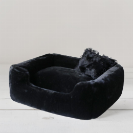 Divine Dog Bed (size: one size)